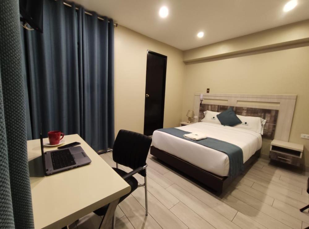 Hotel Konford Cañete Imperial Eksteriør billede